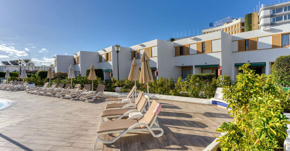 Een foto van het terras bij Bungalows Las Brisas