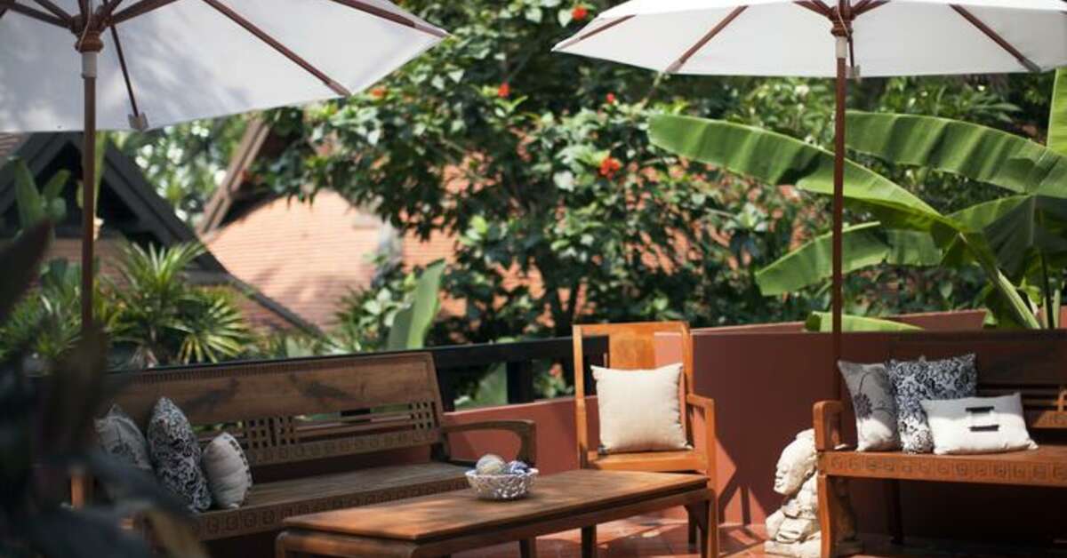 Een foto van het terras bij Renaissance Koh Samui Resort & Spa