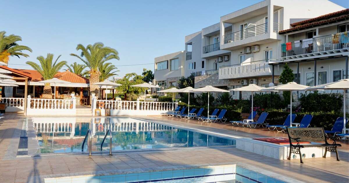 Een foto van het zwembad bij Hotel Cretan Garden