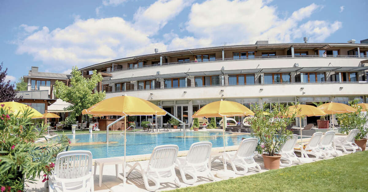 Een foto van Hotel Golden Lake Resort