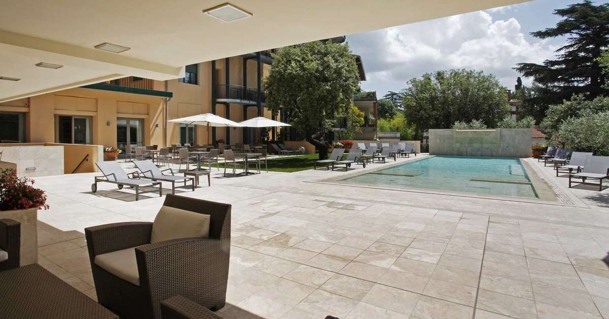 Een foto van het zwembad bij Grand Hotel Croce di Malta