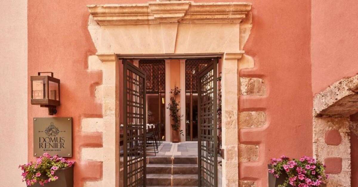 Een foto van de buitenkant van Domus Renier Boutique Hotel