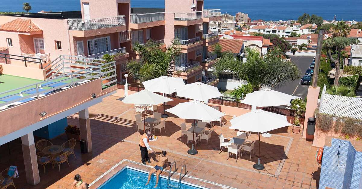 Een foto van het zwembad bij Globales Acuario Hotel