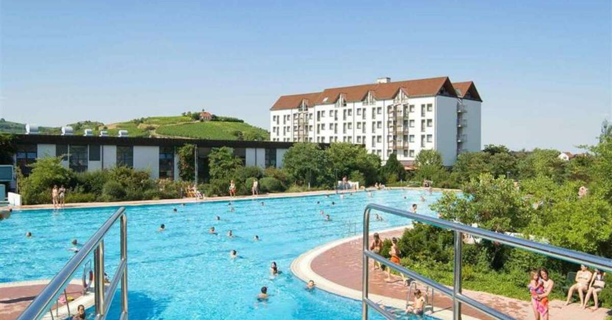 Een foto van het zwembad bij Mercure Bad Durkheim an den Salinen