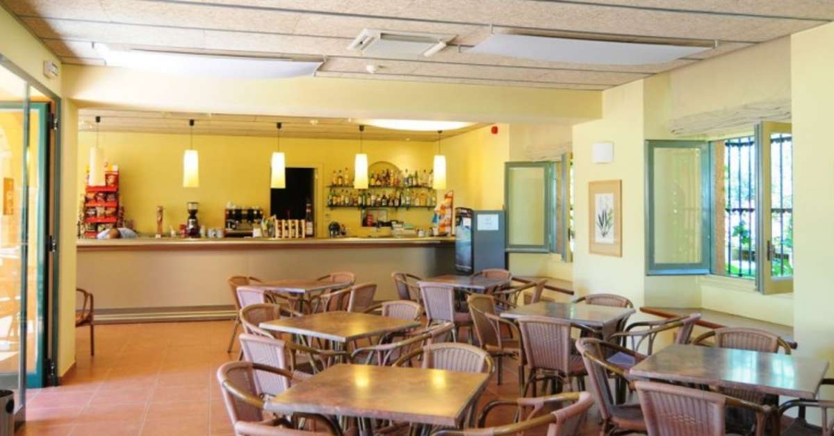 Een foto van de faciliteiten bij Aparthotel Ciutat de Palol