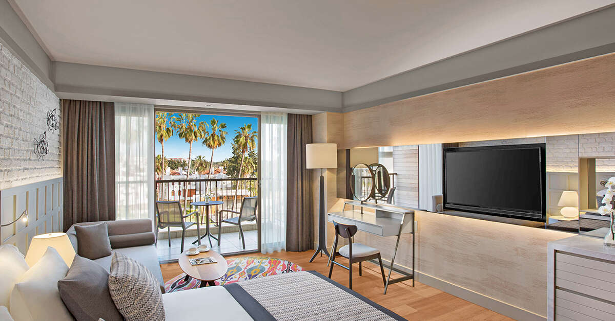 Een foto van Acanthus Cennet Barut Collection