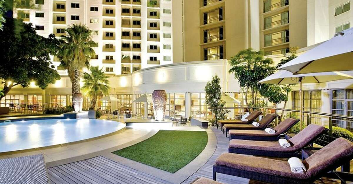 Ein Foto Southern Sun Waterfront