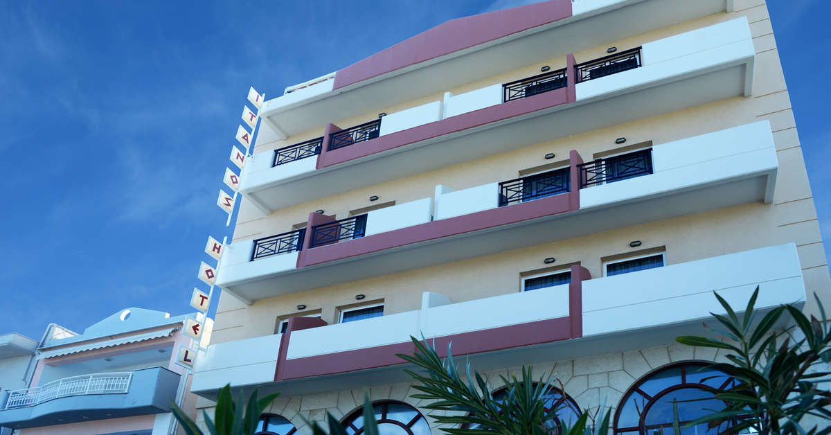 Een foto van de buitenkant van Itanos Hotel