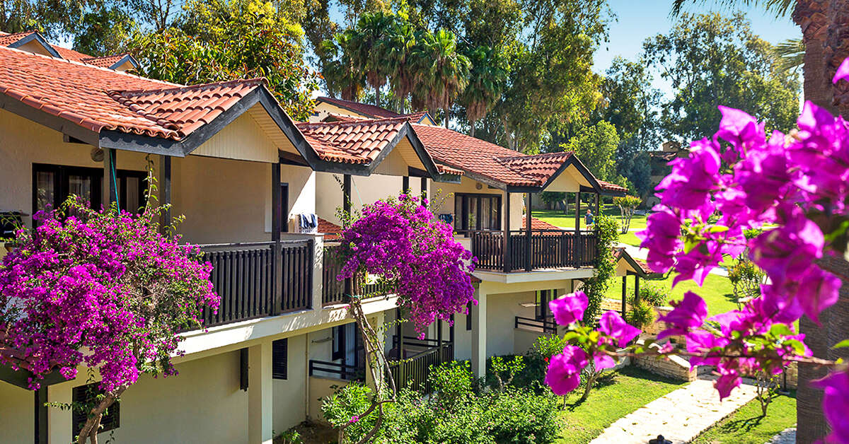 Een foto van de buitenkant van Melas Holiday Village