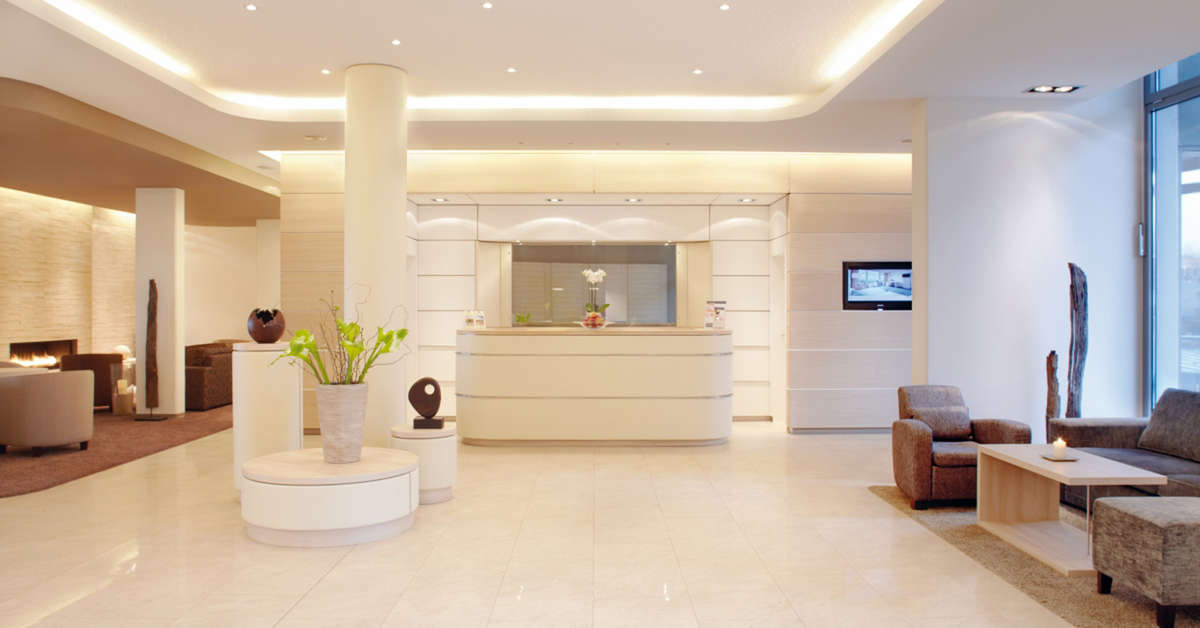 Een foto van het interieur van Ambassador Hotel & Spa