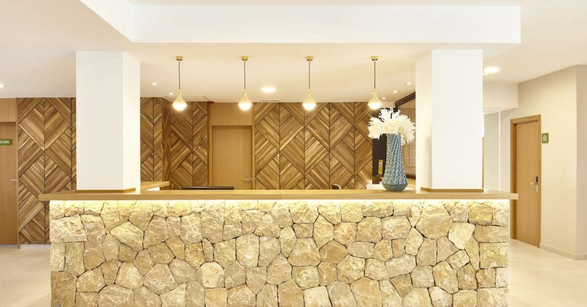 Een foto van het interieur van Universal Hotel Castell Royal