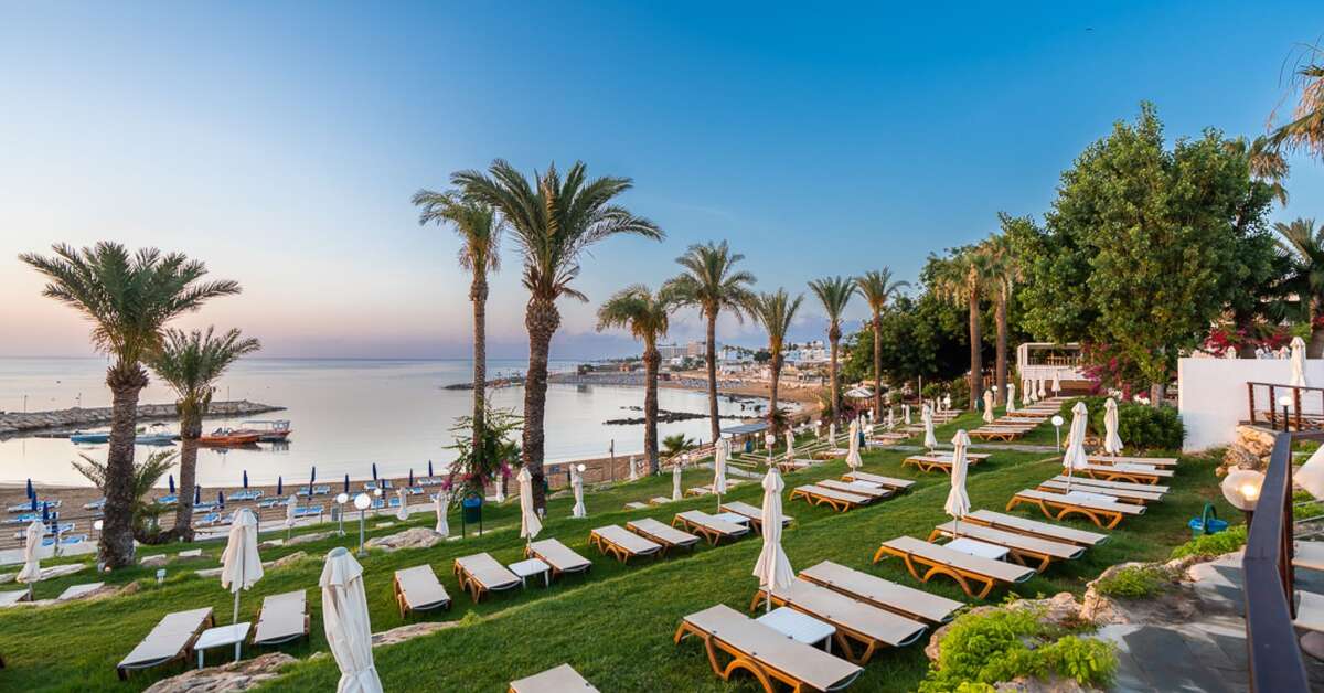Een foto van The Golden Coast Beach Hotel