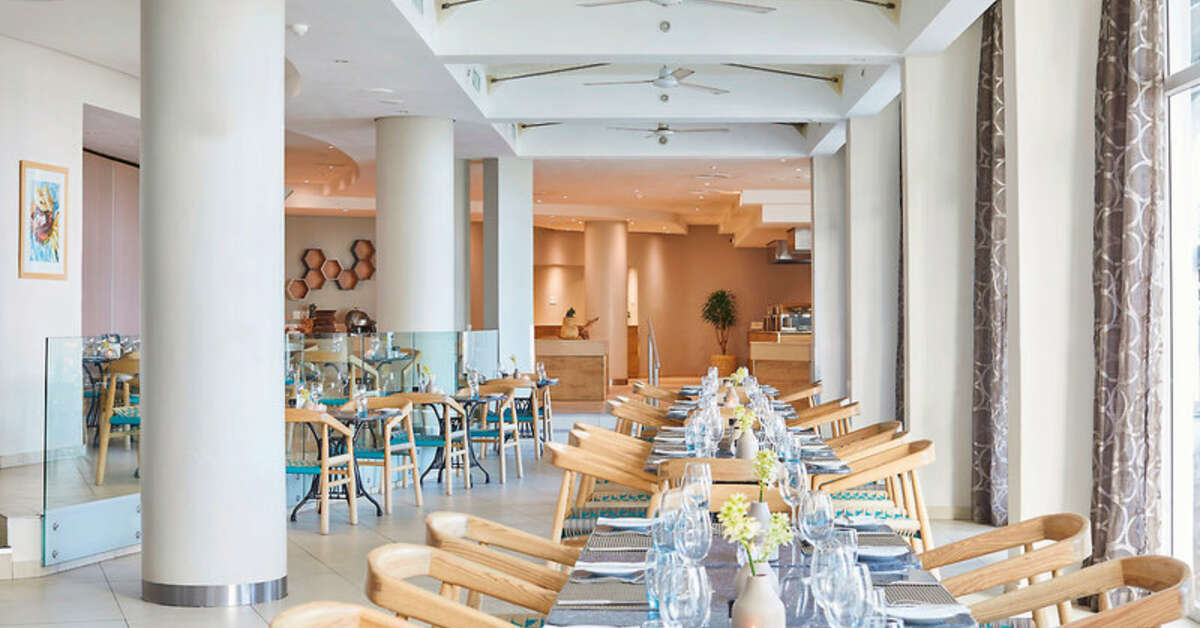 Een foto van The President Hotel