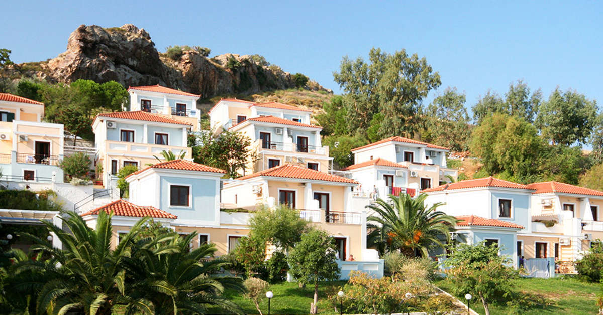 Een foto van de buitenkant van Clara Hotel Resort & Bungalows