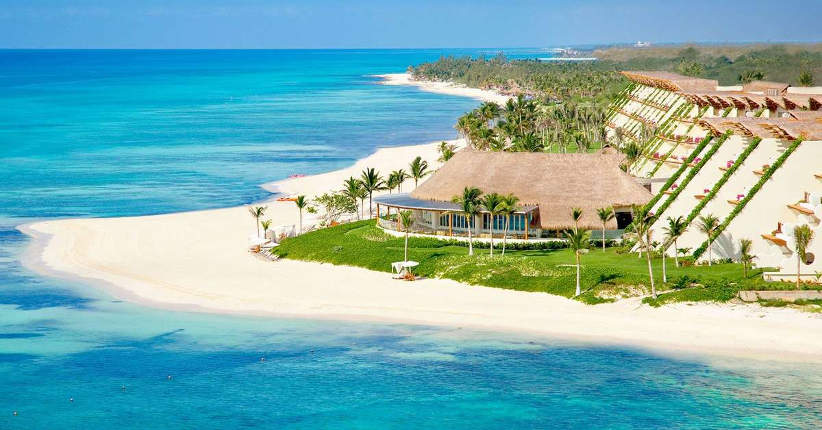 Een foto van de buitenkant van Grand Velas Riviera Maya Hotel