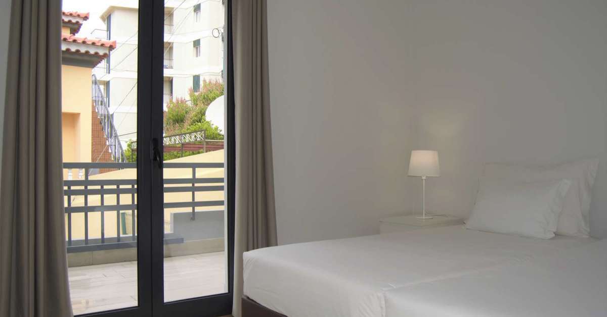 Een foto van een overzicht van Appartementen Vitoria by Petit Hotels