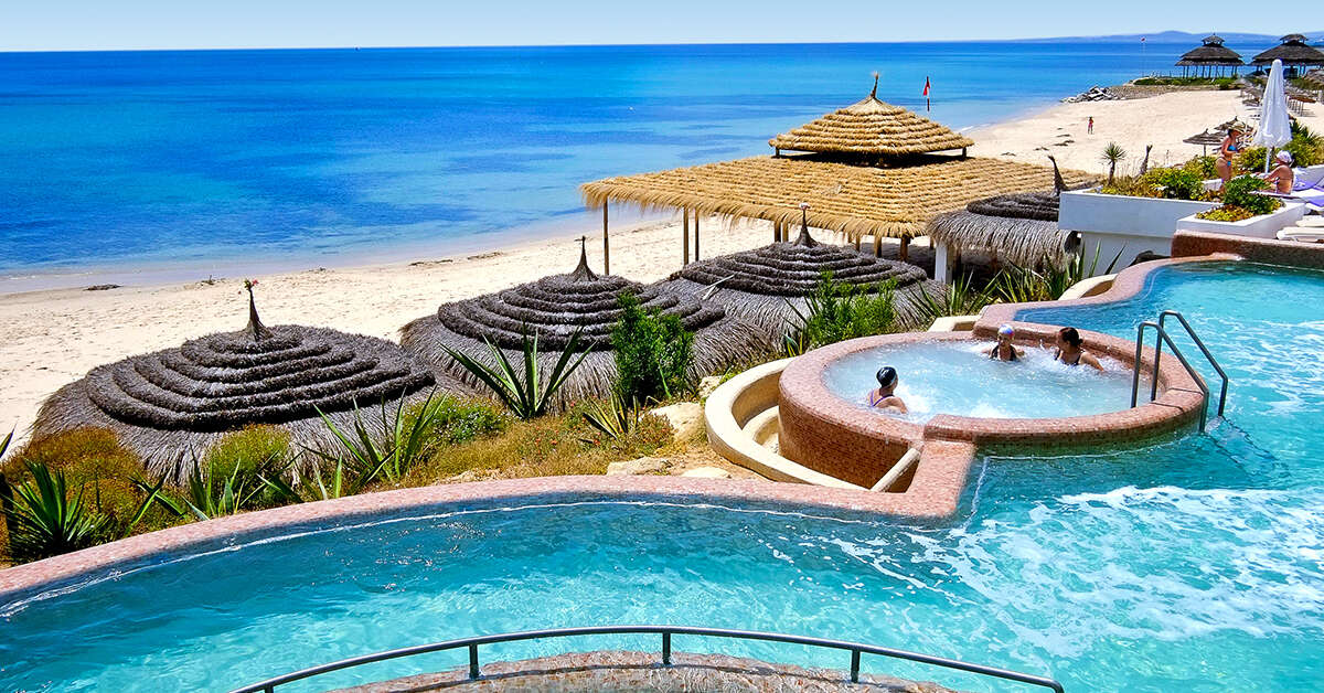 Een foto van het zwembad bij Hotel Bel Azur Thalasso & Bungalows