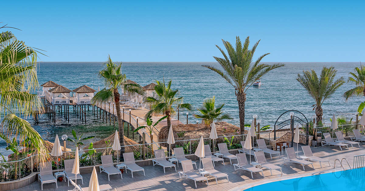 Een foto van het zwembad bij Aria Resort & Spa