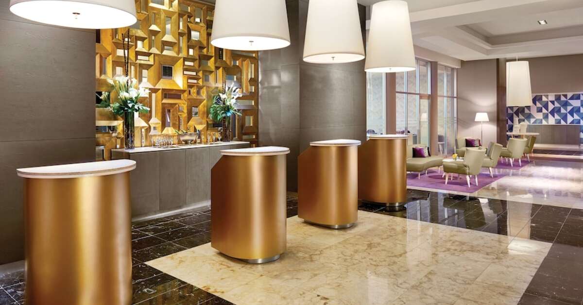 Een foto van de faciliteiten bij The Fives Beach Hotel & Residences