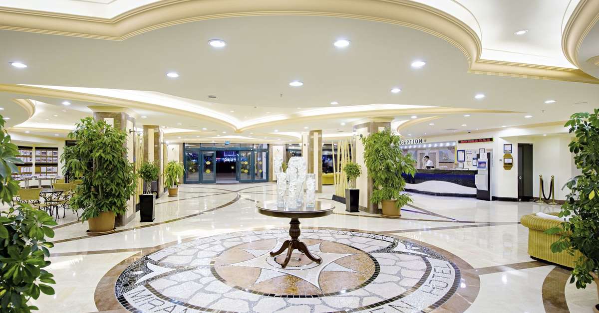 Een foto van het interieur van Miramare Queen