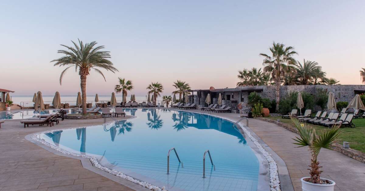 Een foto van het zwembad bij Ikaros Beach Luxury Resort & Spa