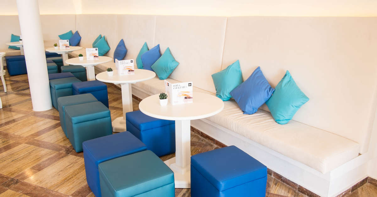 Een foto van het interieur van Pierre & Vacances Premium Menorca Binibeca