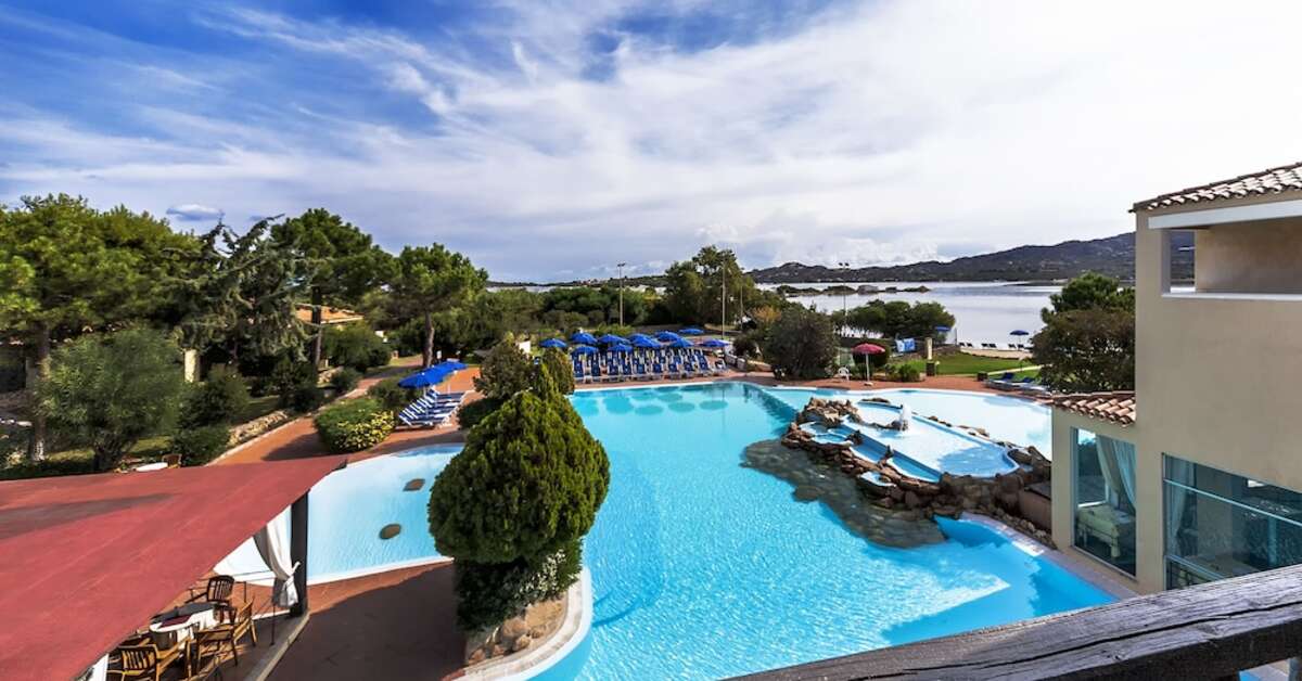 Ein Foto Colonna Hotel Du Golf