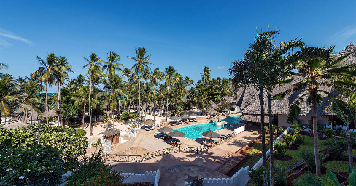 Een foto van het zwembad bij Diamonds Mapenzi Beach