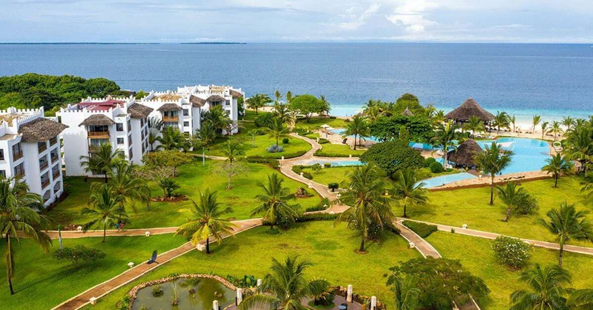 Een foto van het terras bij Royal Zanzibar Beach Resort