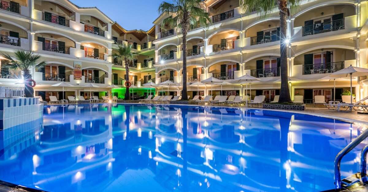 Een foto van het zwembad bij Zante Atlantis Hotel