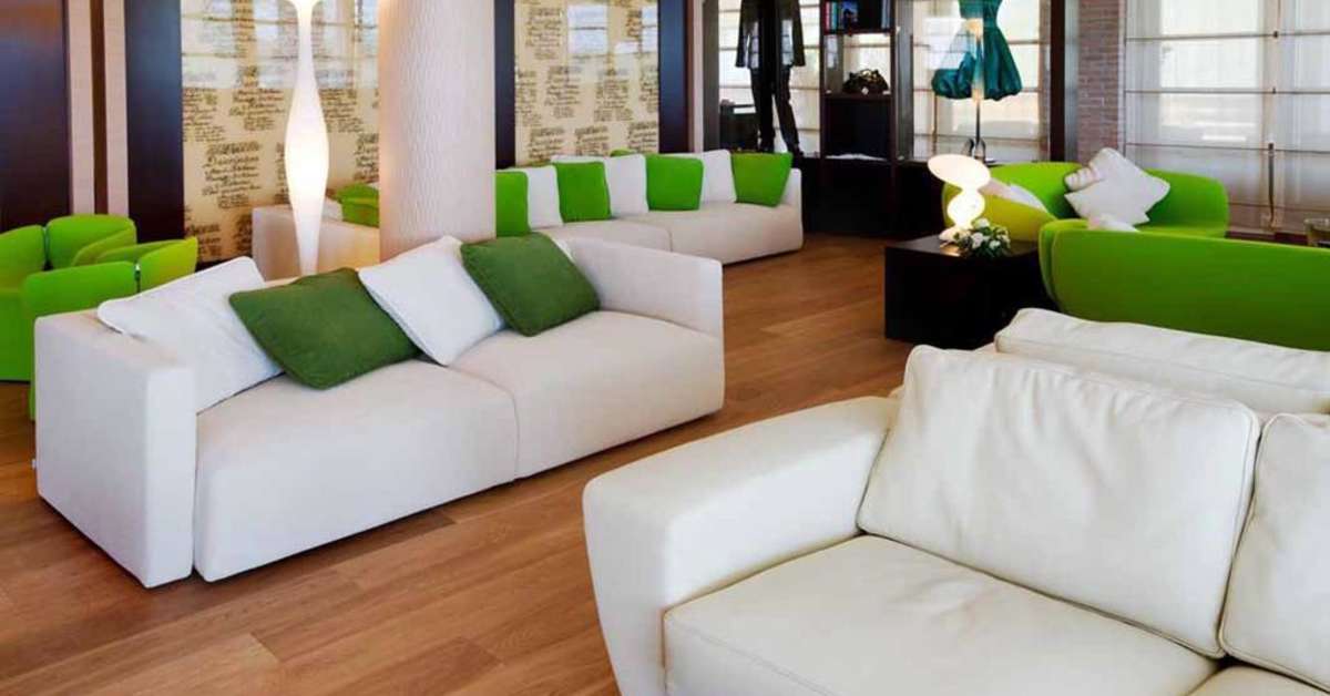 Een foto van het interieur van Green Village Resort