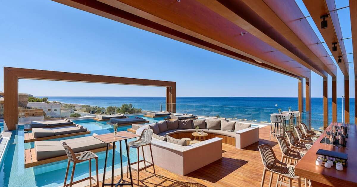 Ein Foto vom Pool im Enorme Santanna Beach Resort