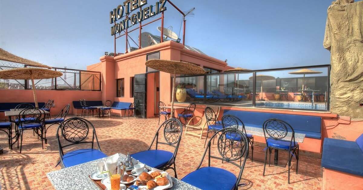 Een foto van het terras bij Hotel Mont Gueliz