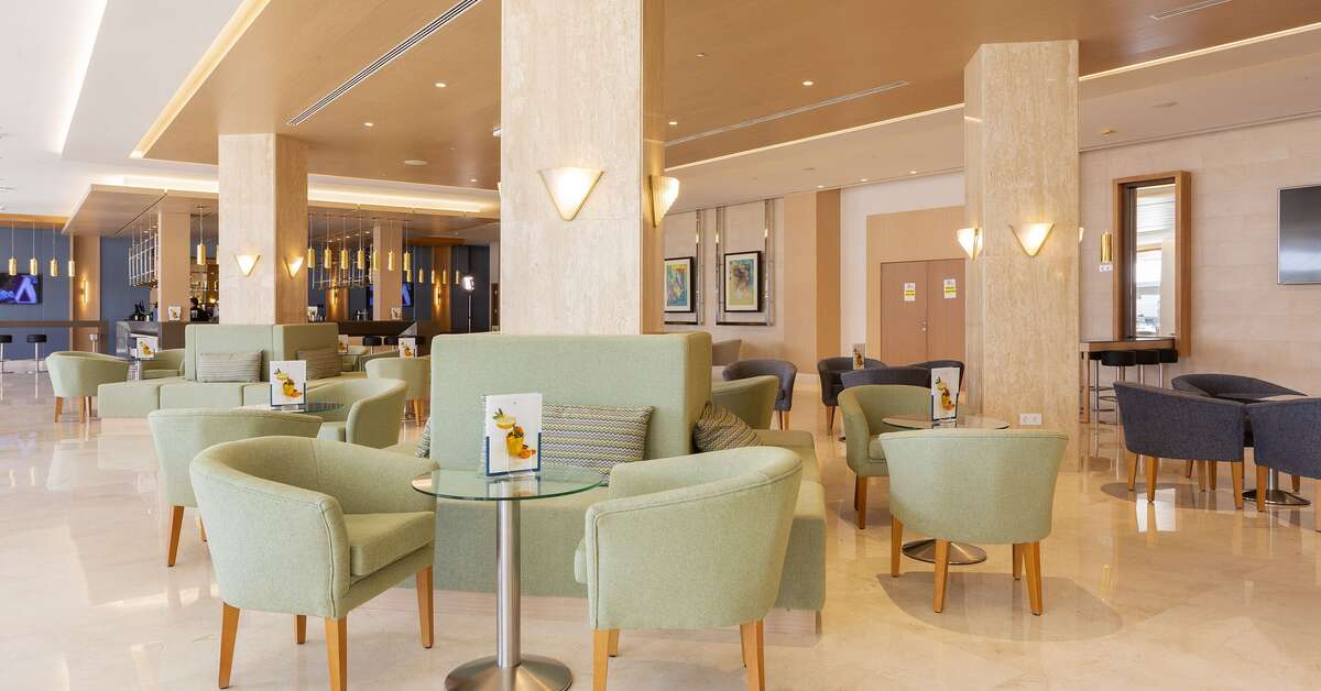 Een foto van het interieur van Hipotels Barrosa Park