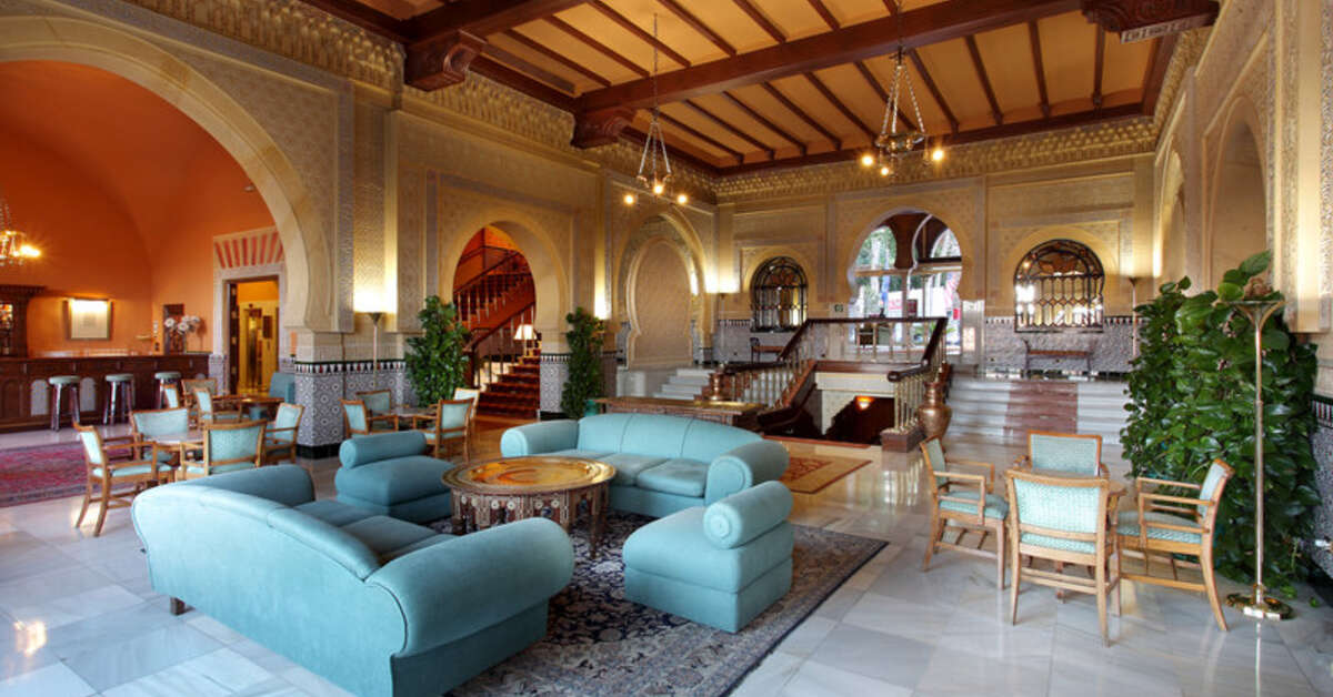 Een foto van het interieur van Hotel Alhambra Palace