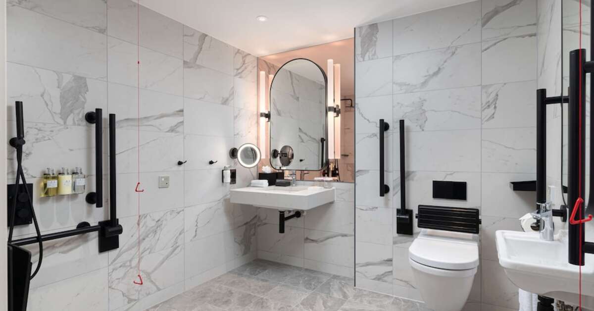 Een foto van Lost Property St. Paul's London Curio Collection by Hilton