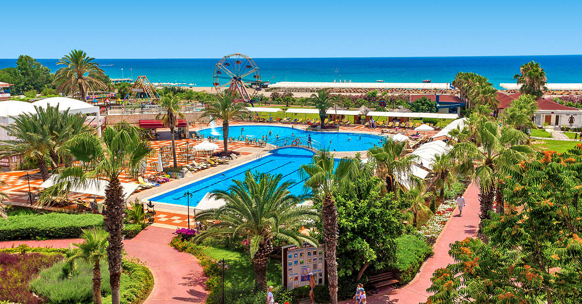Ein Foto vom Pool im Club Hotel Turan Prince World