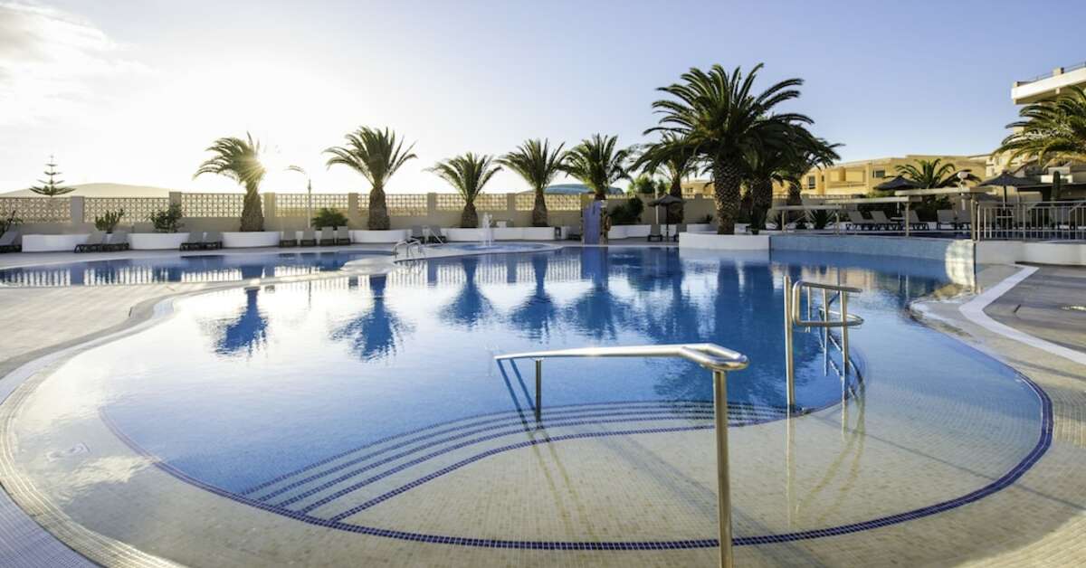 Een foto van het zwembad bij Hotel Kn Matas Blancas