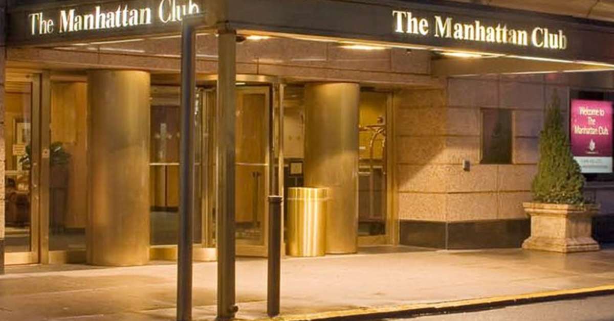 Een foto van The Manhattan Club