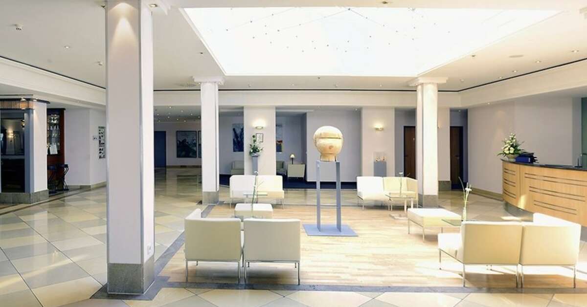 Een foto van het interieur van Hotel Kaiserin Augusta