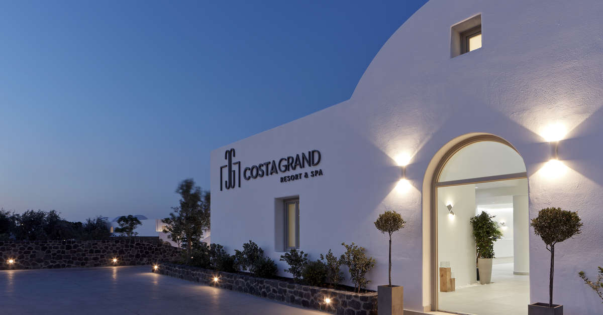 Een foto van de buitenkant van Costa Grand Resort & Spa