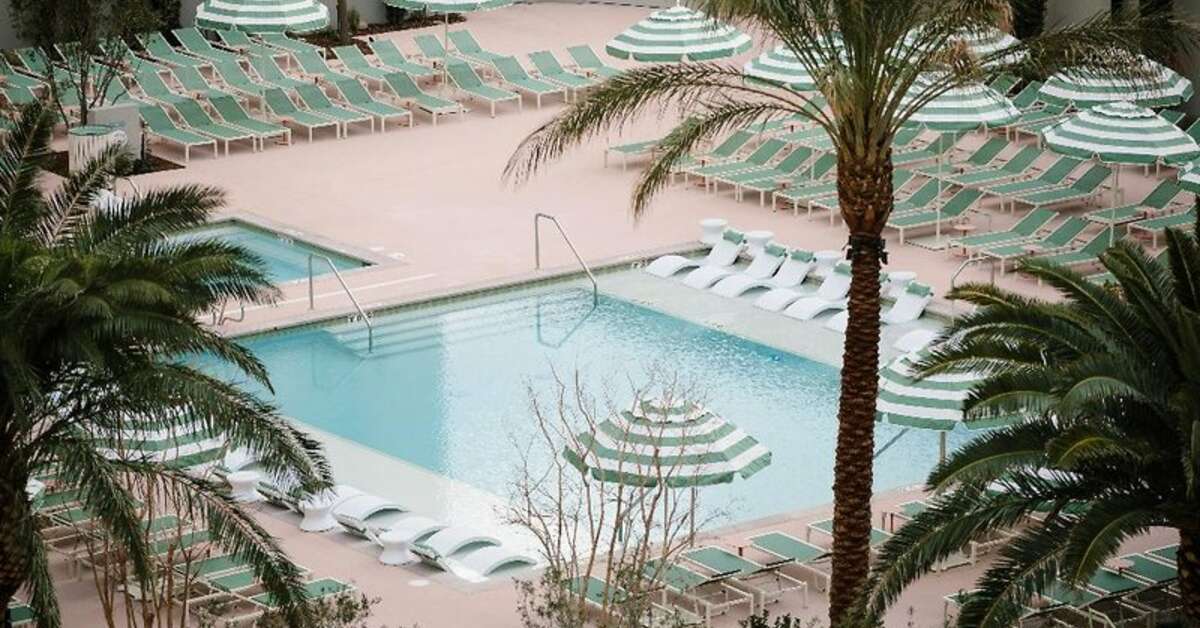 Een foto van het zwembad bij Park MGM Las Vegas