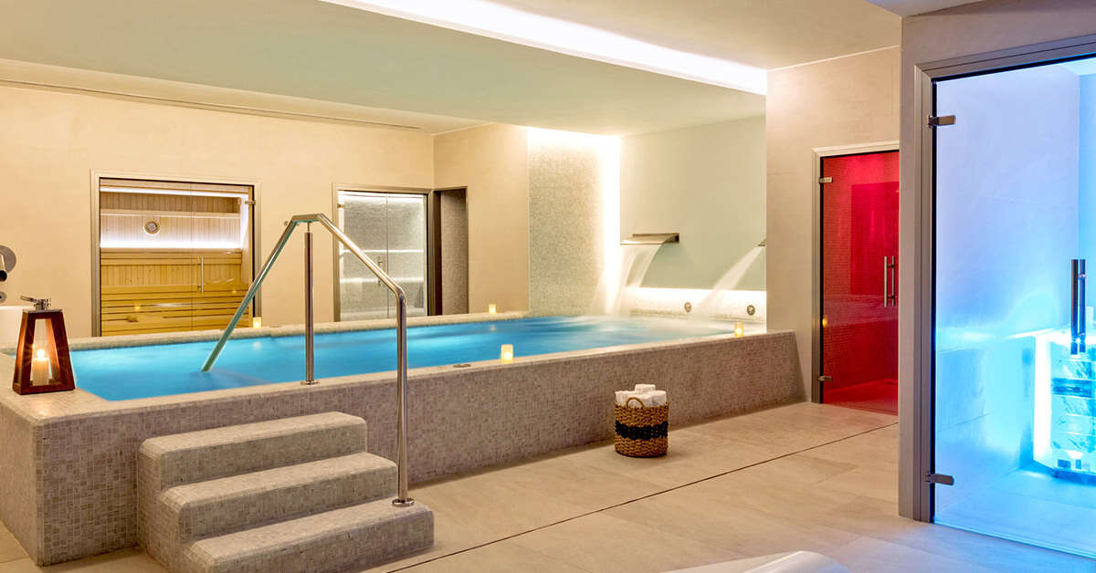 Ein Foto vom Pool im Hotel Bordoy Alcudia Port Suites