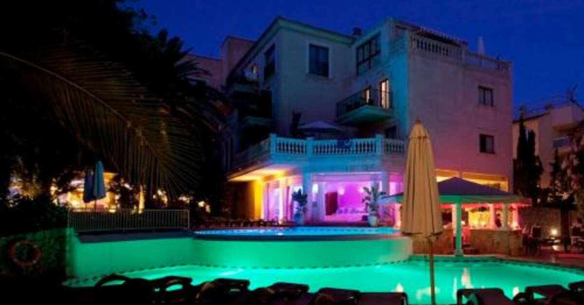 Een foto van het zwembad bij Hotel Lago Garden Suites & Spa