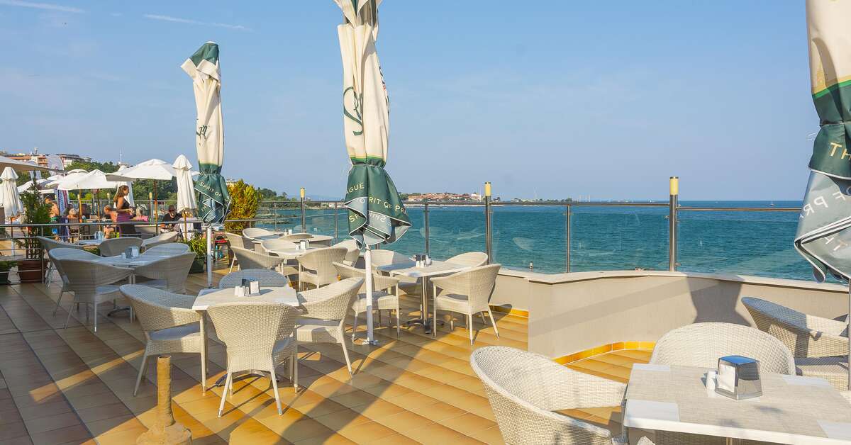 Een foto van het terras bij MPM Hotel Arsena
