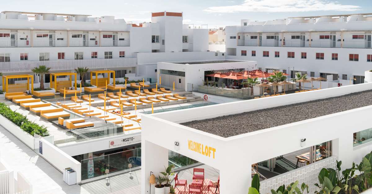 Een foto van de buitenkant van Buendia Corralejo Nohotel