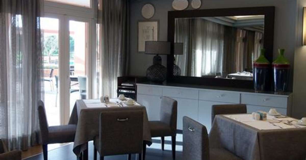 Een foto van het interieur van Hotel Quinta da Marinha Resort