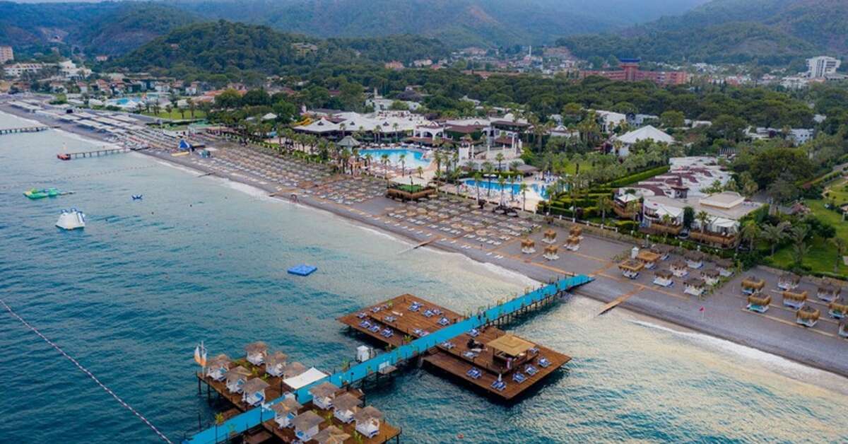 Een foto van het strand bij Emelda Sun Club