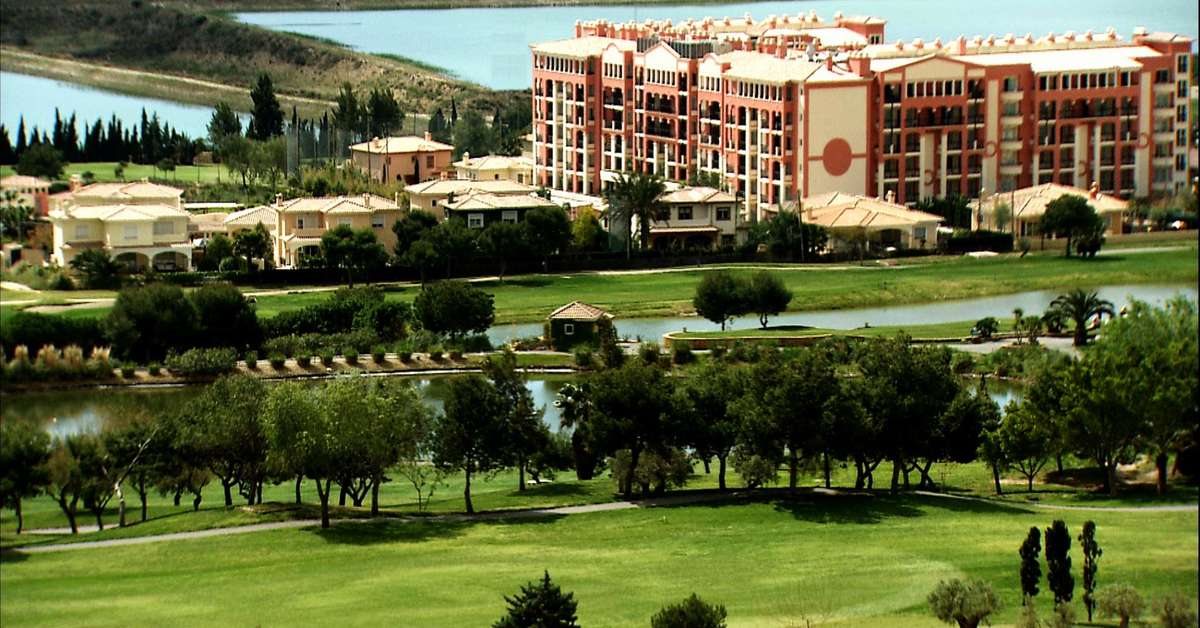 Een foto van de buitenkant van Hotel Bonalba Alicante