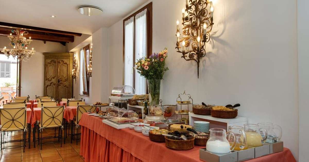 Een foto van de faciliteiten bij Hotel Columbia Rome
